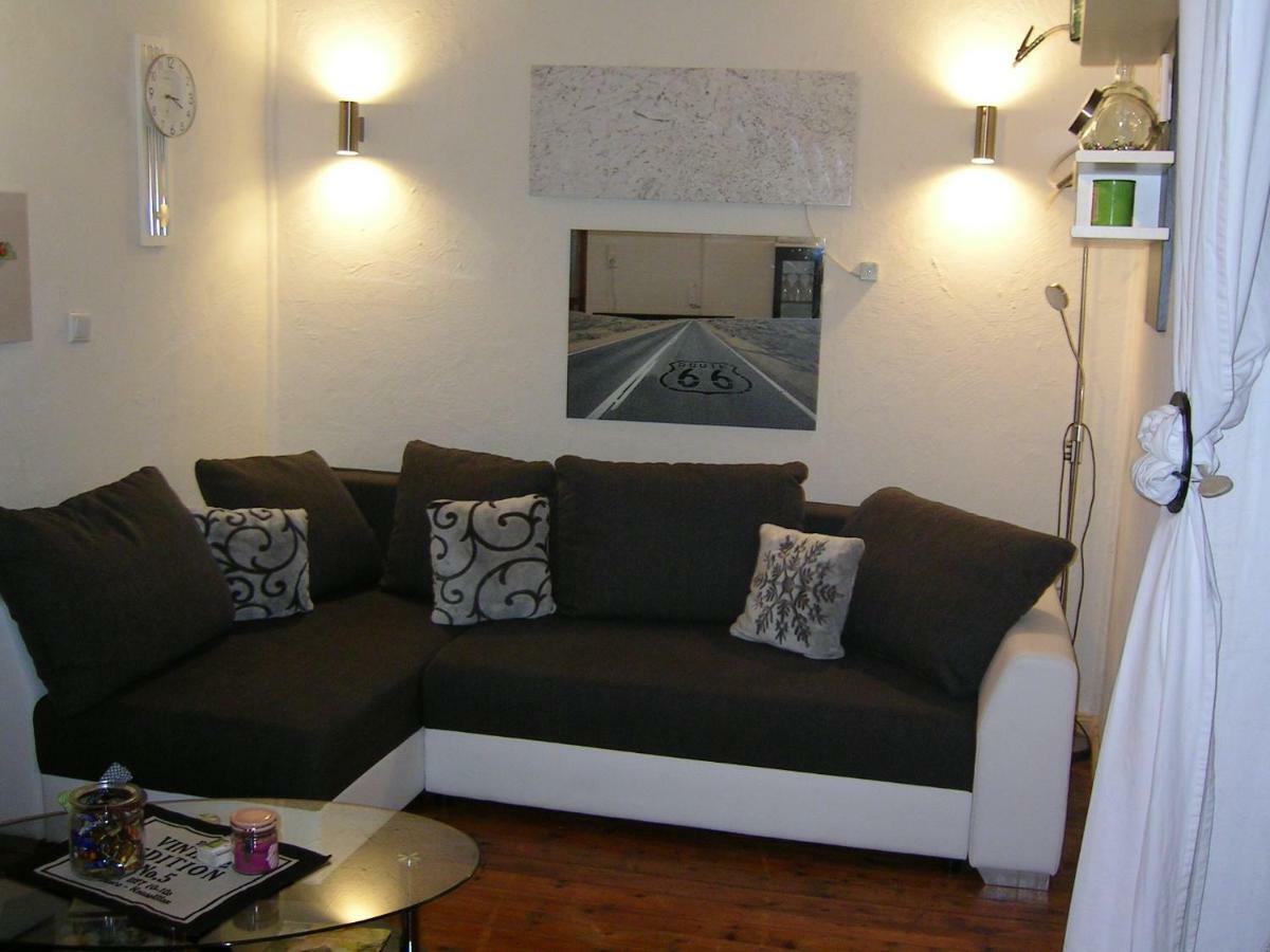 Ferienwohnung Lispet Neuötting Exteriör bild